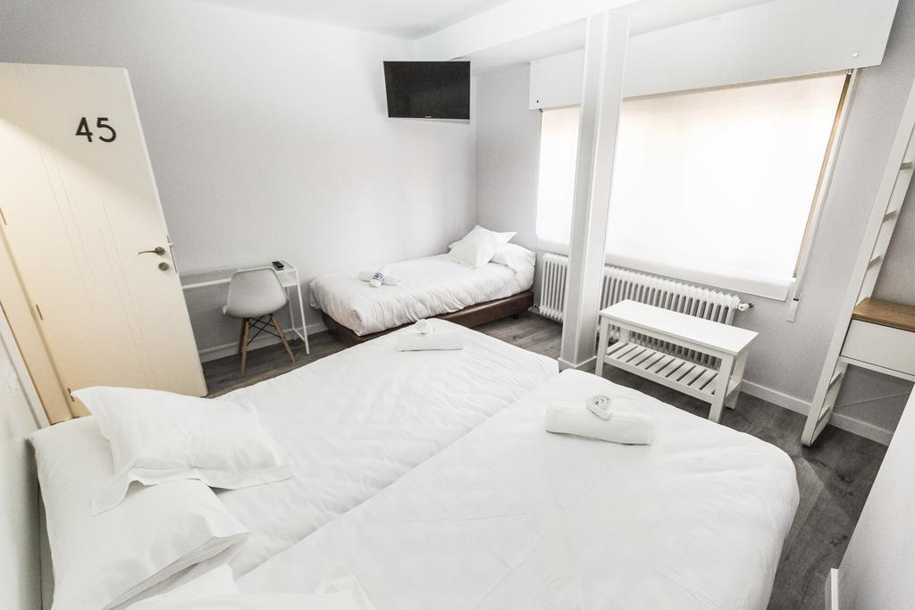 Hostal Viena Soria Zewnętrze zdjęcie
