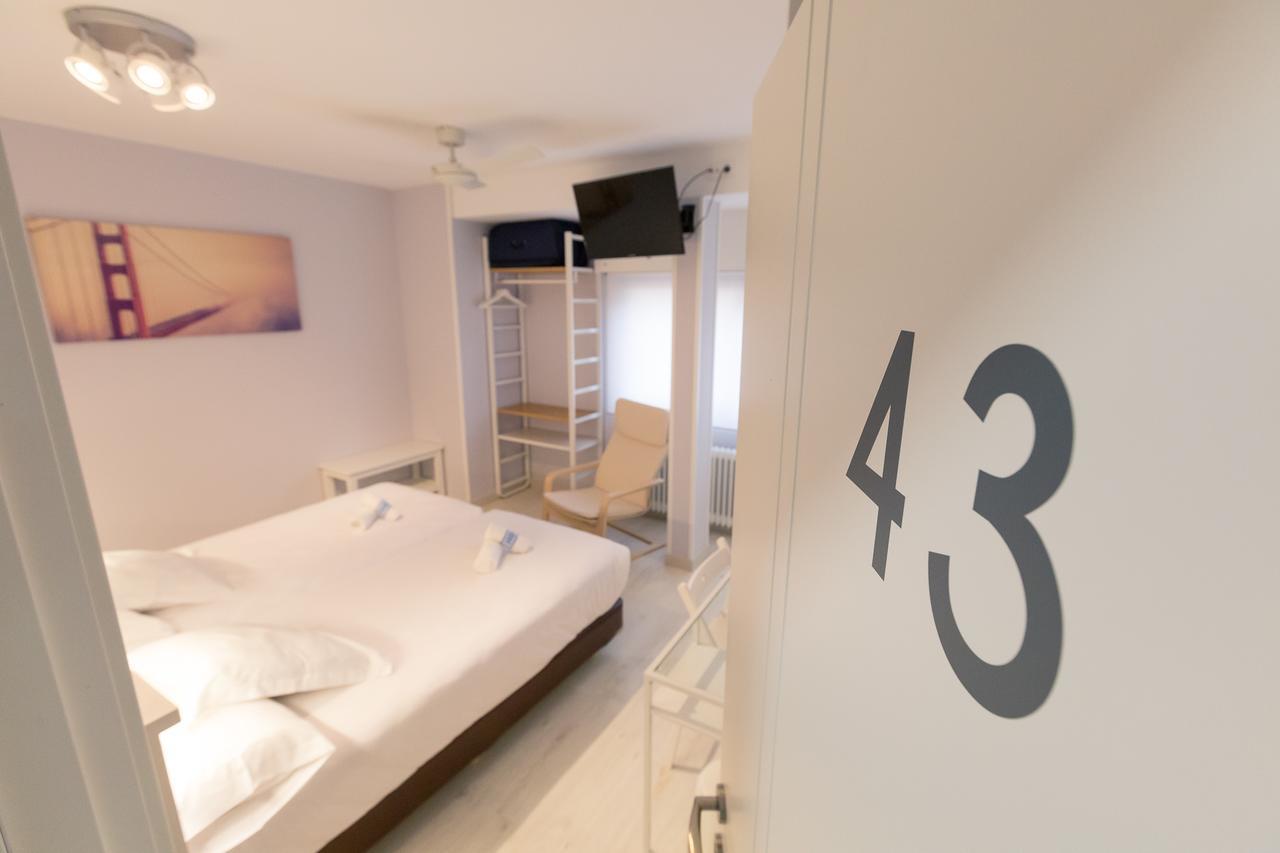 Hostal Viena Soria Zewnętrze zdjęcie